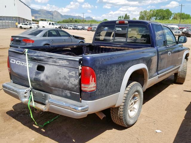 1B7GG22X8XS190001 - 1999 DODGE DAKOTA BLUE photo 4