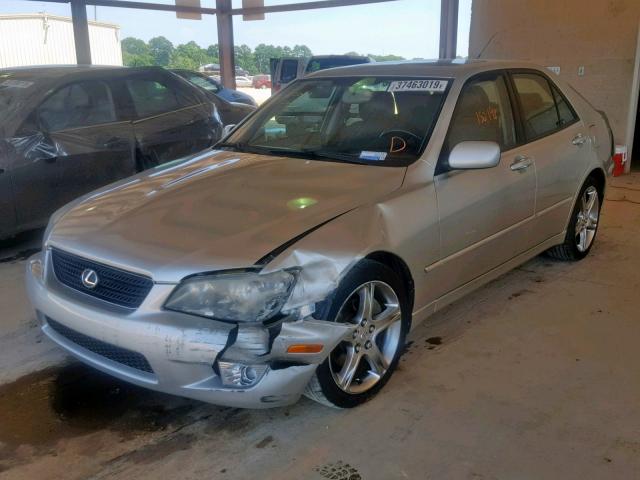 JTHBD192530070524 - 2003 LEXUS IS 300 SILVER photo 2