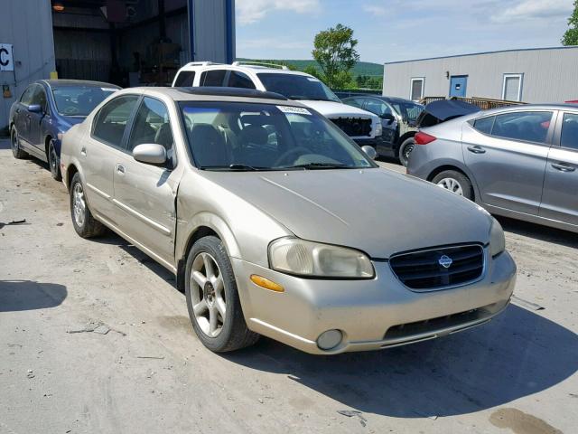 JN1CA31D01T807697 - 2001 NISSAN MAXIMA GXE GOLD photo 1