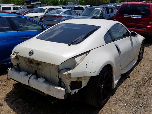 JN1AZ34D46M310049 - 2006 NISSAN 350Z COUPE WHITE photo 4