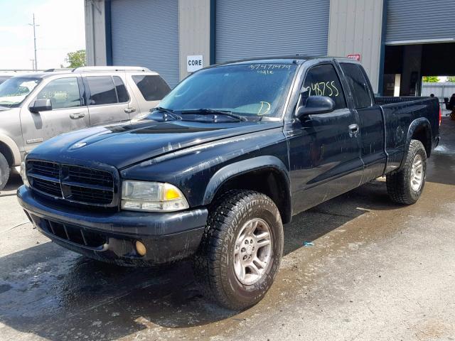 1B7GG22N11S111130 - 2001 DODGE DAKOTA BLACK photo 2