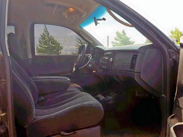 1B7GG22N11S111130 - 2001 DODGE DAKOTA BLACK photo 5