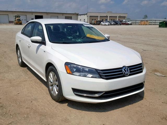 1VWAT7A35FC020522 - 2015 VOLKSWAGEN PASSAT S WHITE photo 1