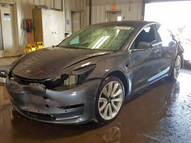 5YJ3E1EA5JF052801 - 2018 TESLA MODEL 3 GRAY photo 2