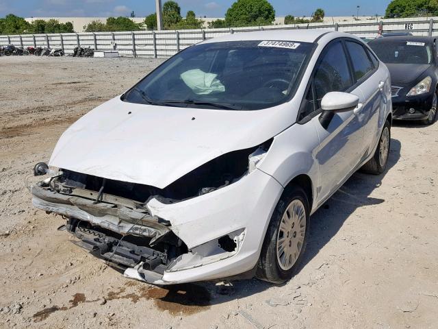 3FADP4AJ4GM142523 - 2016 FORD FIESTA S WHITE photo 2