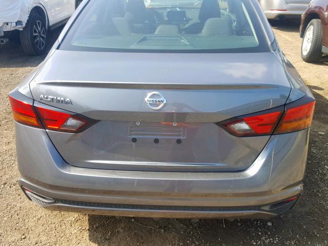 1N4BL4BV6KC141257 - 2019 NISSAN ALTIMA S GRAY photo 9