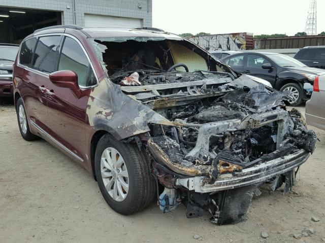 2C4RC1BG9HR565461 - 2017 CHRYSLER PACIFICA T MAROON photo 1