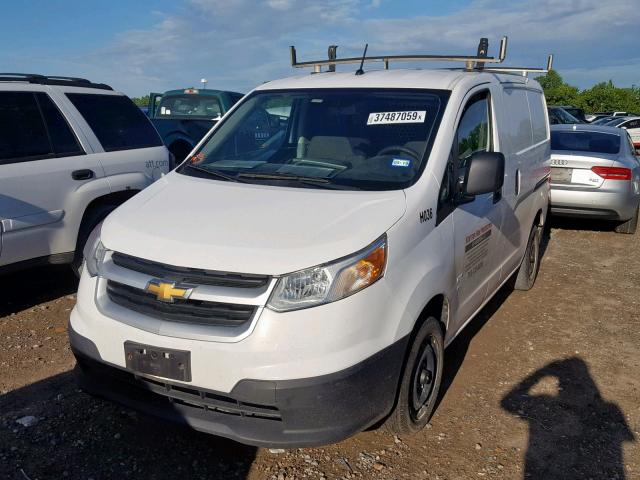 3N63M0YN7HK704019 - 2017 CHEVROLET CITY EXPRE WHITE photo 2