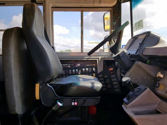 4UZAAXDC25CN03495 - 2005 FREIGHTLINER CHASSIS FS 黄色 照片 5