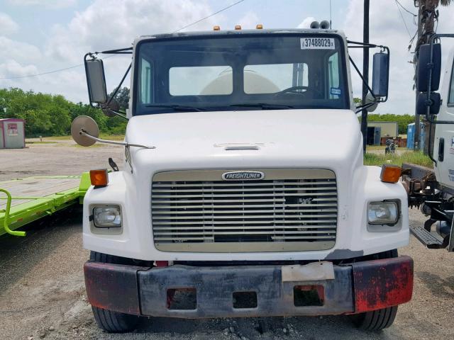 1FVABTAKX1HH68921 - 2001 FREIGHTLINER MEDIUM CON WHITE photo 9