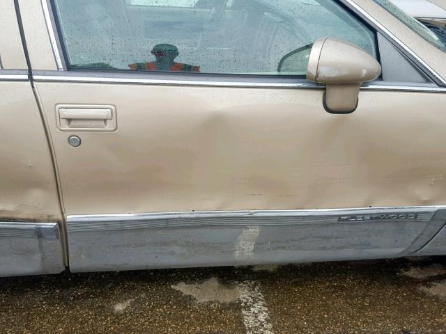 1G6DW5276PR705935 - 1993 CADILLAC FLEETWOOD TAN photo 10