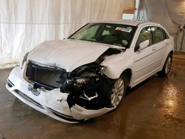 1C3CCBBGXDN703645 - 2013 CHRYSLER 200 TOURIN WHITE photo 2