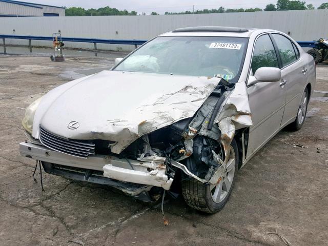 JTHBA30G655085214 - 2005 LEXUS ES 330 CREAM photo 2