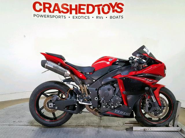 JYARN23E5DA015388 - 2013 YAMAHA YZFR1 RED photo 1