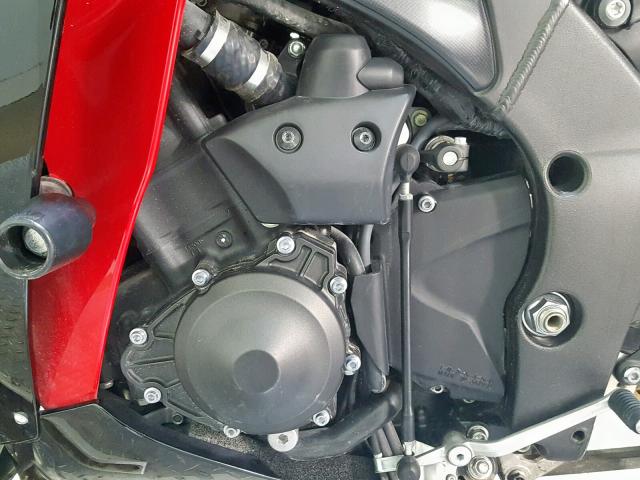 JYARN23E5DA015388 - 2013 YAMAHA YZFR1 RED photo 11