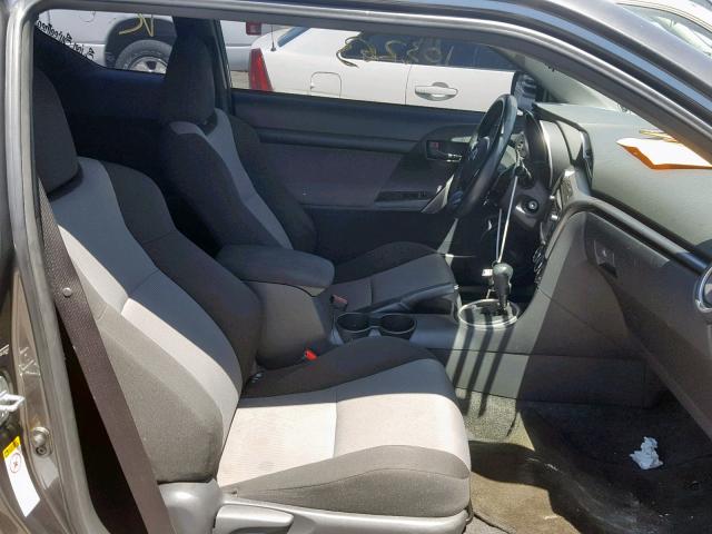 JTKJF5C70FJ006997 - 2015 TOYOTA SCION TC ნაცრისფერი ფოტო 5