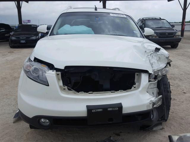 JNRAS08U45X104317 - 2005 INFINITI FX35 WHITE photo 9