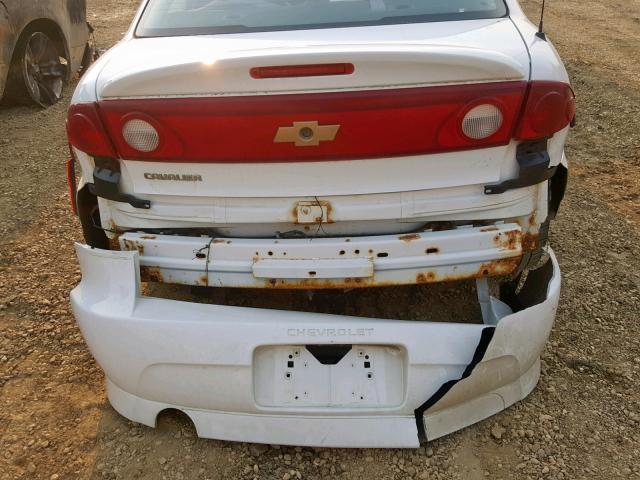 1G1JH52F547254501 - 2004 CHEVROLET CAVALIER L WHITE photo 9