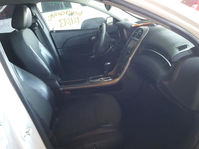1G11D5RR0DF106791 - 2013 CHEVROLET MALIBU 1LT WHITE photo 5
