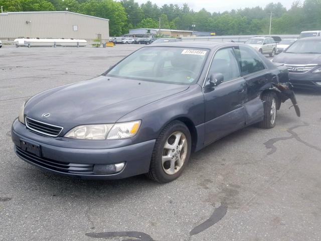 JT8BF28G2Y0234459 - 2000 LEXUS ES 300 GRAY photo 2