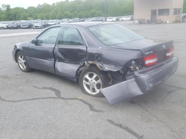 JT8BF28G2Y0234459 - 2000 LEXUS ES 300 GRAY photo 3