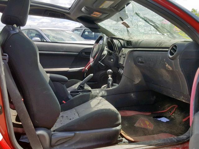 JTKJF5C78F3094072 - 2015 TOYOTA SCION TC წითელი ფოტო 5