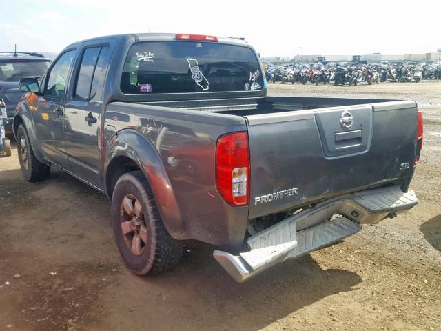 1N6AD07U49C401755 - 2009 NISSAN FRONTIER C GRAY photo 3