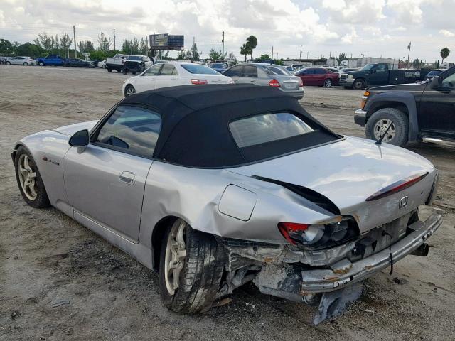 JHMAP11482T002506 - 2002 HONDA S2000 SILVER photo 3