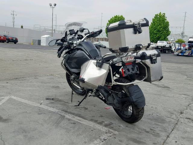 WB10A1207HZ897869 - 2017 BMW R1200 GS A GRAY photo 3