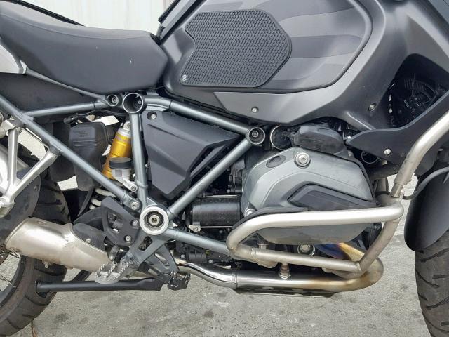 WB10A1207HZ897869 - 2017 BMW R1200 GS A GRAY photo 7