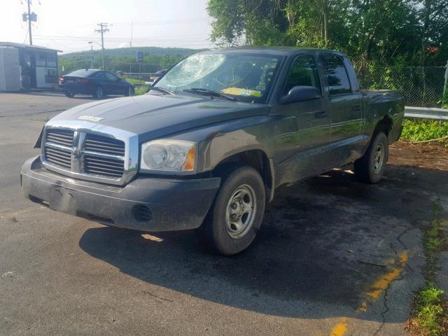 1D7HW28K45S158927 - 2005 DODGE DAKOTA QUA GRAY photo 2