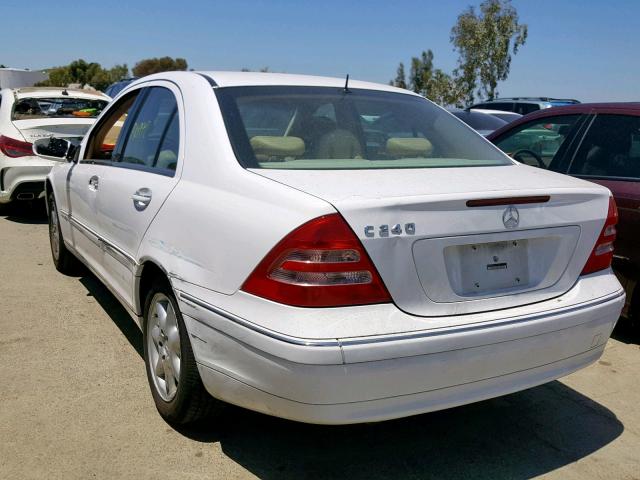 WDBRF61J21F131976 - 2001 MERCEDES-BENZ C 240 WHITE photo 3