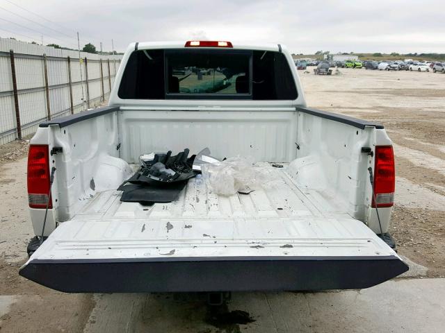 1N6BA0ED8DN305818 - 2013 NISSAN TITAN S WHITE photo 6