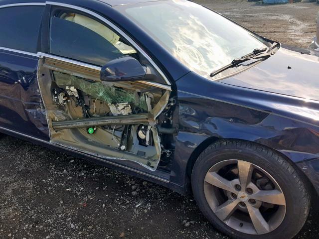 1G1ZC5EUXBF338022 - 2011 CHEVROLET MALIBU 1LT BLUE photo 9