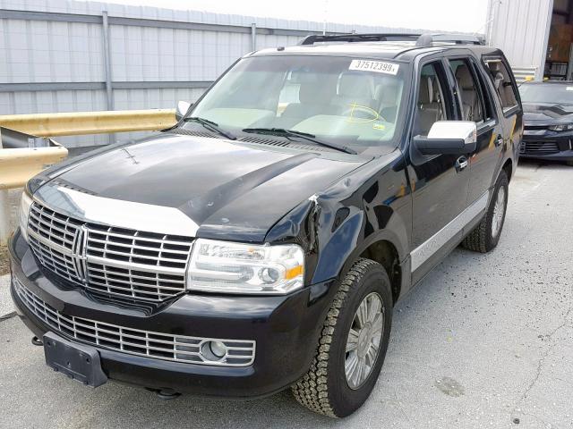 5LMFU28507LJ14656 - 2007 LINCOLN NAVIGATOR 黑色 照片 2