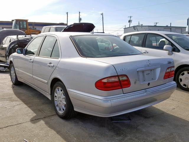 WDBJF65J61B236650 - 2001 MERCEDES-BENZ E 320 SILVER photo 3