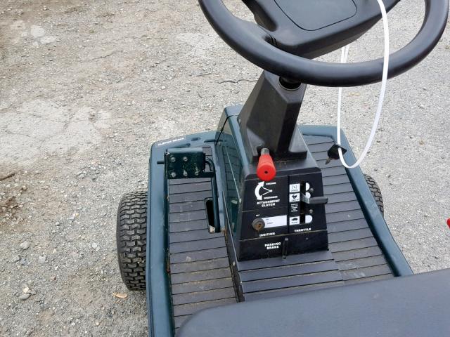 7889134182L00030 - 1999 CRAF LAWNMOWER GREEN photo 8