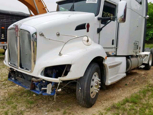 1XKAD49X0DJ369168 - 2013 KENWORTH CONSTRUCTI WHITE photo 9