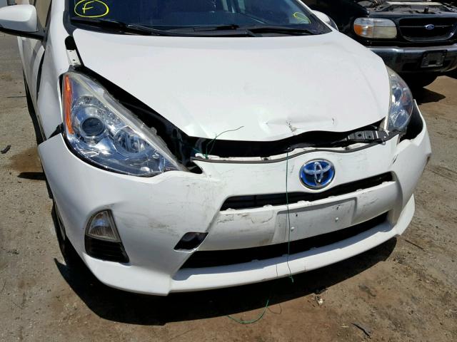 JTDKDTB35D1530809 - 2013 TOYOTA PRIUS C WHITE photo 9