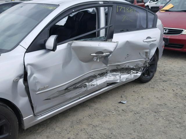 JM1BK323471667346 - 2007 MAZDA 3 S SILVER photo 9