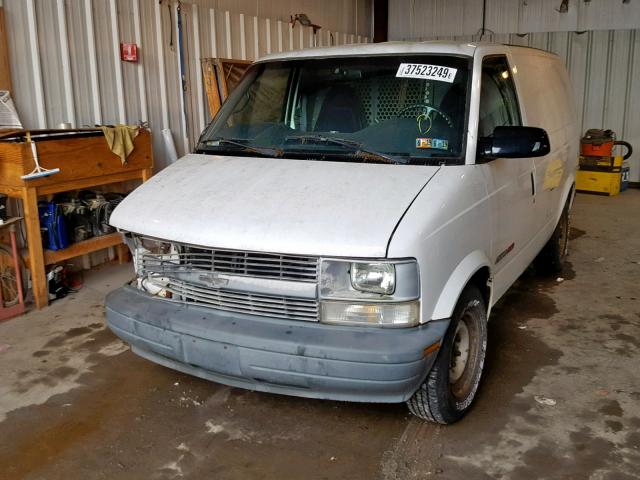 1GCDL19WXYB159324 - 2000 CHEVROLET ASTRO WHITE photo 2