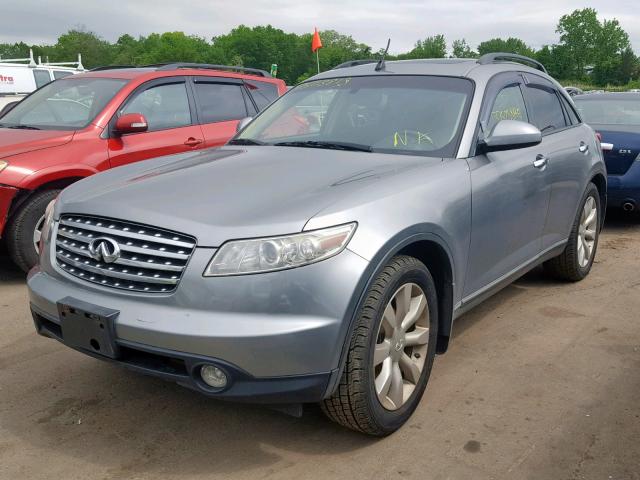 JNRAS08W63X205938 - 2003 INFINITI FX35 SILVER photo 2