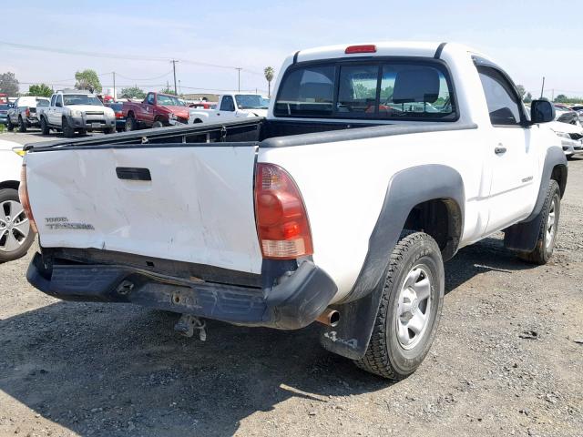 5TEPX42N55Z060714 - 2005 TOYOTA TACOMA WHITE photo 4