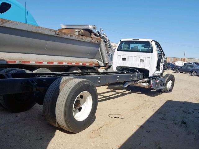 1FDNF6DC4JDF01278 - 2018 FORD F650 SUPER WHITE photo 4