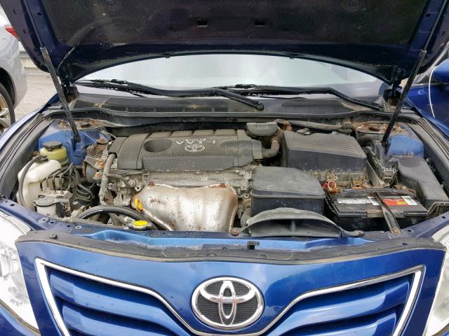 4T1BF3EK4AU529380 - 2010 TOYOTA CAMRY BASE BLUE photo 7