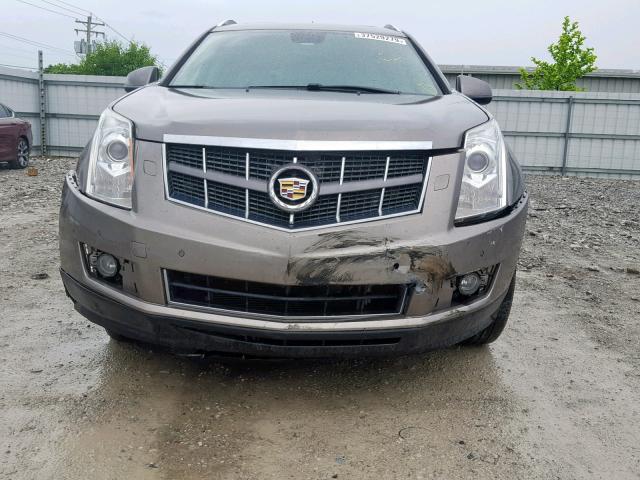 3GYFNBEY9BS512383 - 2011 CADILLAC SRX PERFOR BEIGE photo 9