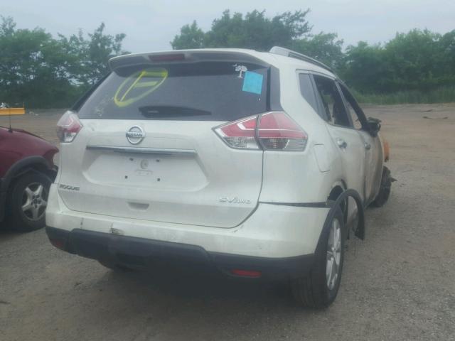 5N1AT2MV2FC910376 - 2015 NISSAN ROGUE S WHITE photo 4