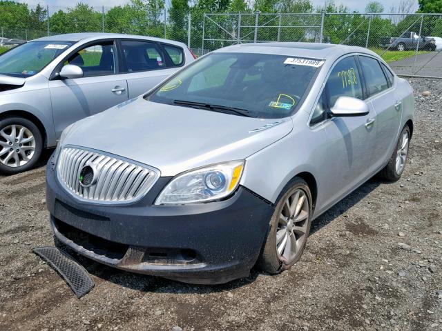 1G4PR5SK3E4122234 - 2014 BUICK VERANO CON SILVER photo 2