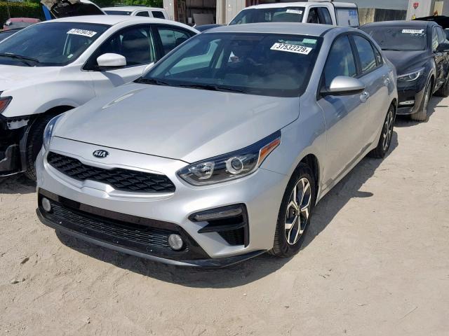 3KPF24AD4KE040525 - 2019 KIA FORTE FE SILVER photo 2