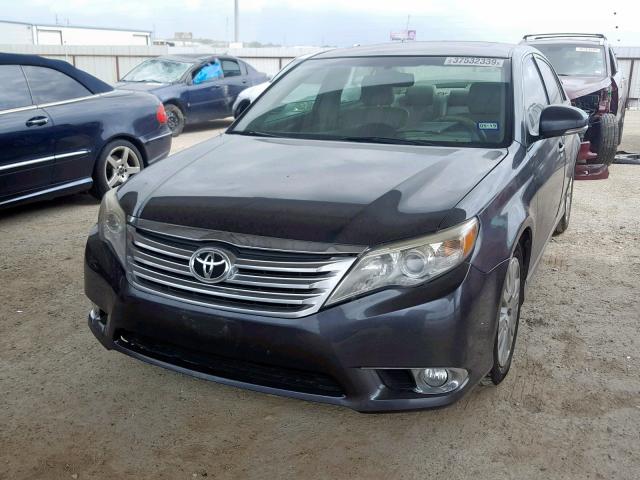 4T1BK3DBXBU386076 - 2011 TOYOTA AVALON BAS GRAY photo 2